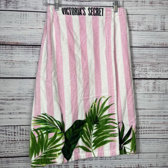 Victoria's Secret Bath Body Spa Wrap Towel Cover Up Pink White Palm Stripe 27x55 - Picture 1 of 9